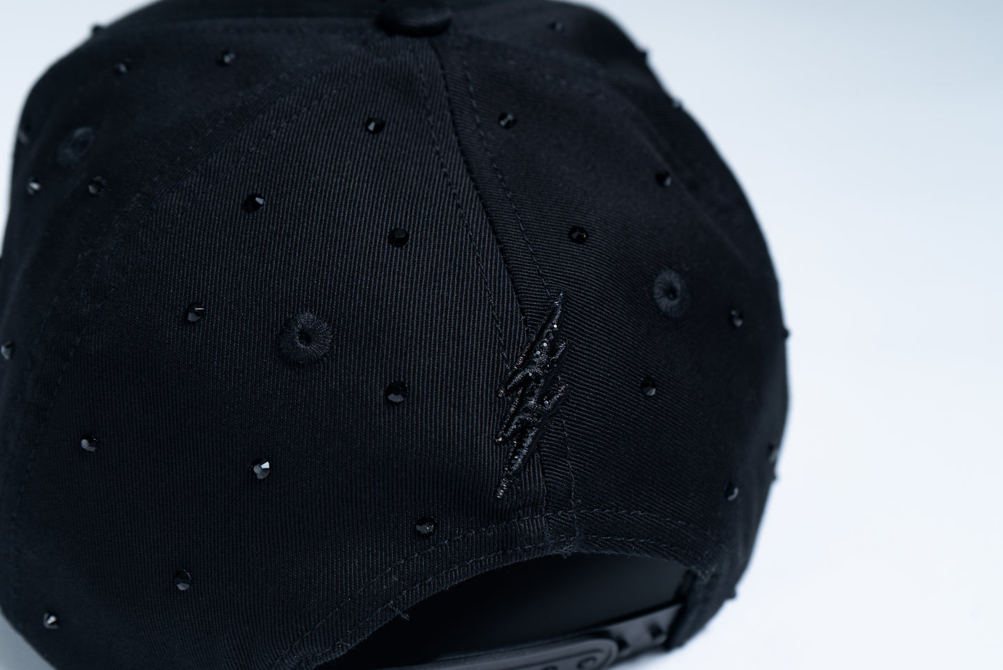 GORRA  "RAYO BUNNY - Edición Viene Viene"